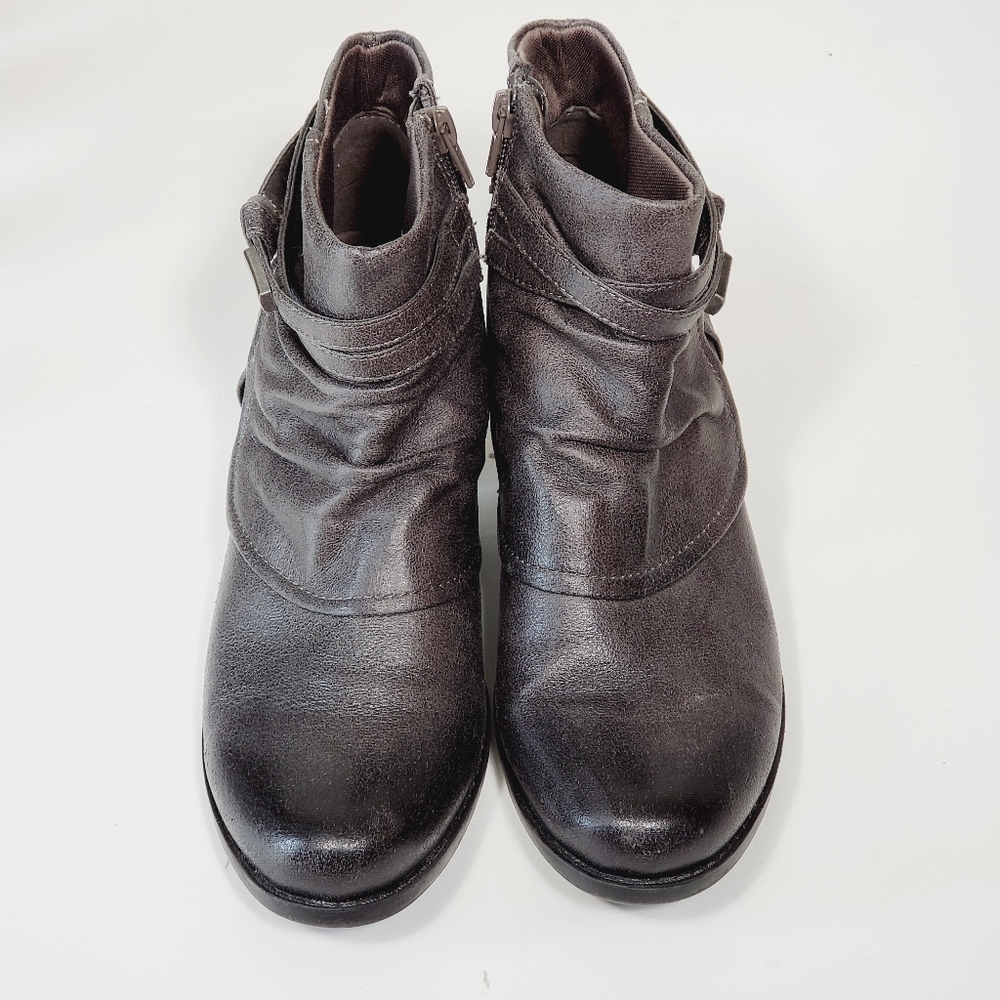 BareTraps Rhapsody 8.5 M Dark Grey Black Charcoal